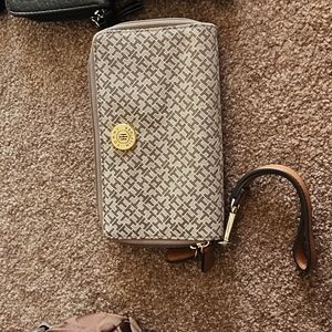 Tommy Hilfiger Wallet
